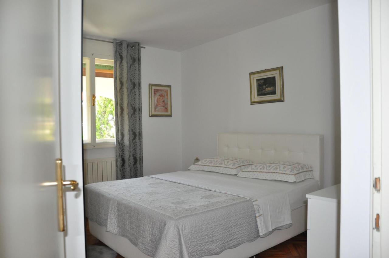 Apartmaji Stamcar Izola Exteriör bild