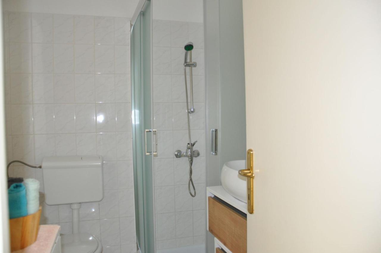 Apartmaji Stamcar Izola Exteriör bild